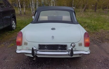 MG MGB, 1971 год, 3 200 000 рублей, 2 фотография