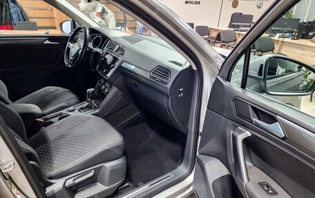 Volkswagen Tiguan II, 2017 год, 2 220 000 рублей, 7 фотография