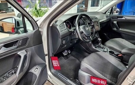 Volkswagen Tiguan II, 2017 год, 2 220 000 рублей, 3 фотография