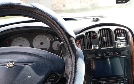 Chrysler Town & Country IV, 2003 год, 600 000 рублей, 3 фотография