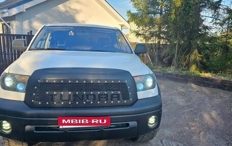 Toyota Tundra II, 2007 год, 2 500 000 рублей, 3 фотография