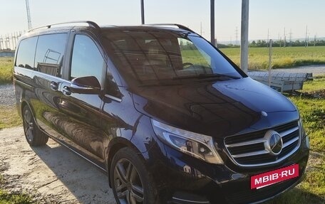 Mercedes-Benz V-Класс, 2014 год, 3 200 000 рублей, 2 фотография