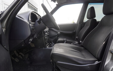 Chevrolet Niva I рестайлинг, 2013 год, 595 000 рублей, 9 фотография
