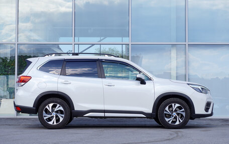 Subaru Forester, 2018 год, 2 702 000 рублей, 4 фотография