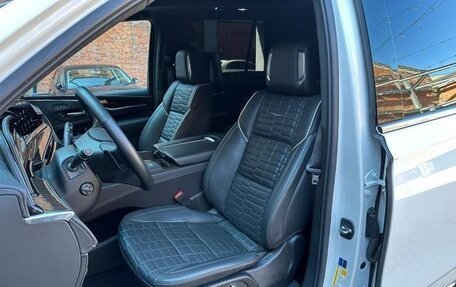 Cadillac Escalade V, 2022 год, 13 295 000 рублей, 6 фотография