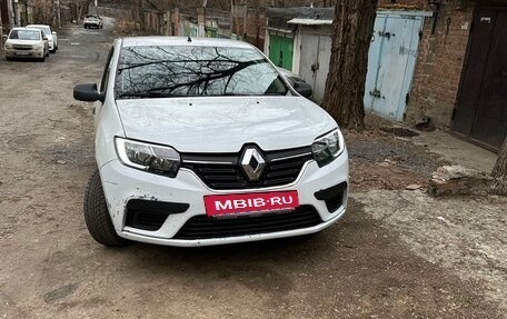 Renault Logan II, 2019 год, 550 000 рублей, 2 фотография