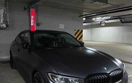 BMW 3 серия, 2020 год, 3 100 000 рублей, 3 фотография