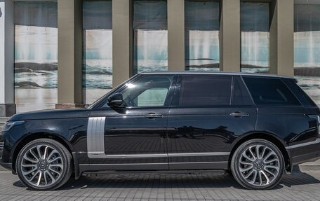 Land Rover Range Rover IV рестайлинг, 2018 год, 11 890 000 рублей, 2 фотография
