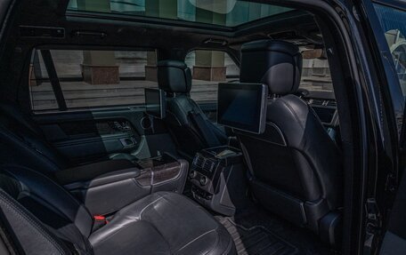 Land Rover Range Rover IV рестайлинг, 2018 год, 11 890 000 рублей, 22 фотография