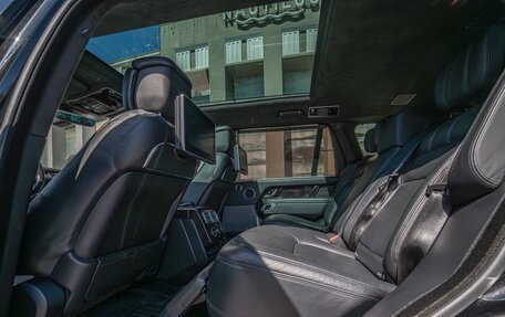 Land Rover Range Rover IV рестайлинг, 2018 год, 11 890 000 рублей, 25 фотография