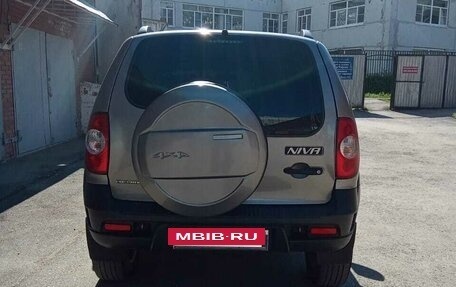 Chevrolet Niva I рестайлинг, 2016 год, 850 000 рублей, 14 фотография