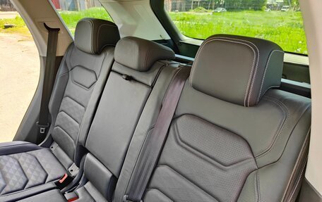 Volkswagen Touareg III, 2018 год, 5 200 000 рублей, 11 фотография