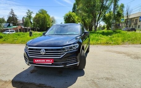 Volkswagen Touareg III, 2018 год, 5 200 000 рублей, 3 фотография