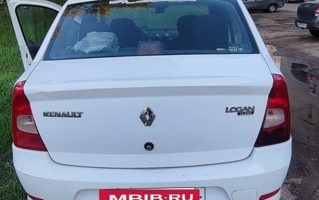Renault Logan I, 2010 год, 390 000 рублей, 2 фотография