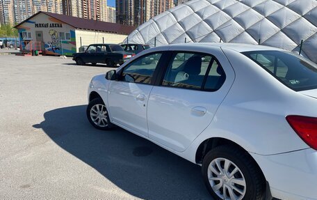 Renault Logan II, 2017 год, 820 000 рублей, 4 фотография