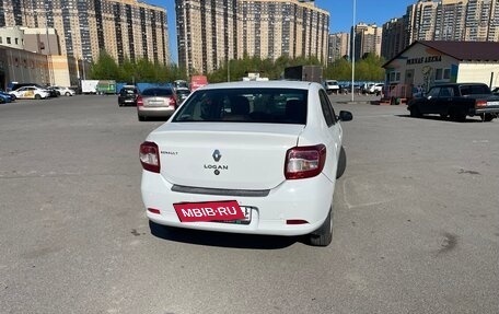 Renault Logan II, 2017 год, 820 000 рублей, 3 фотография