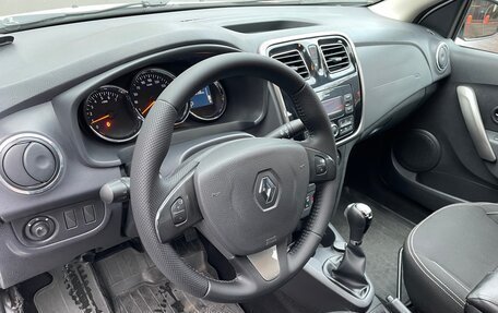 Renault Logan II, 2017 год, 820 000 рублей, 16 фотография
