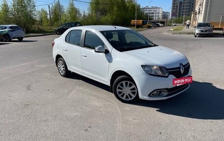Renault Logan II, 2017 год, 820 000 рублей, 2 фотография