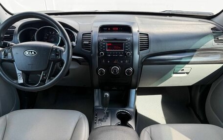 KIA Sorento II рестайлинг, 2010 год, 1 095 000 рублей, 15 фотография