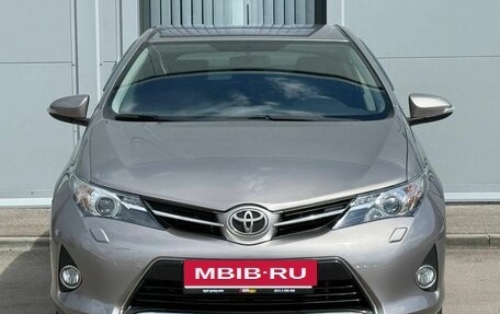 Toyota Auris II, 2013 год, 1 310 000 рублей, 2 фотография