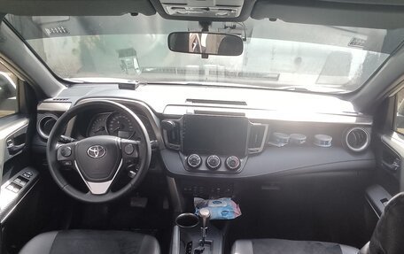 Toyota RAV4, 2013 год, 1 720 000 рублей, 2 фотография
