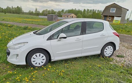 Peugeot 308 II, 2010 год, 400 000 рублей, 2 фотография