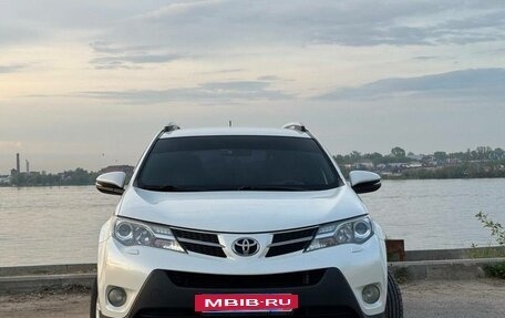 Toyota RAV4, 2013 год, 1 720 000 рублей, 4 фотография