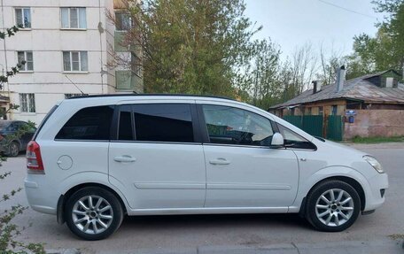 Opel Zafira B, 2011 год, 850 000 рублей, 5 фотография