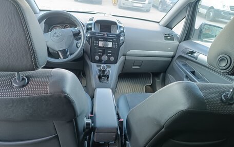 Opel Zafira B, 2011 год, 850 000 рублей, 10 фотография