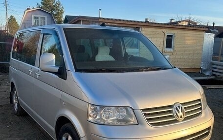 Volkswagen Multivan T5, 2008 год, 1 390 000 рублей, 2 фотография