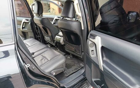 Toyota Land Cruiser Prado 150 рестайлинг 2, 2021 год, 5 200 000 рублей, 8 фотография