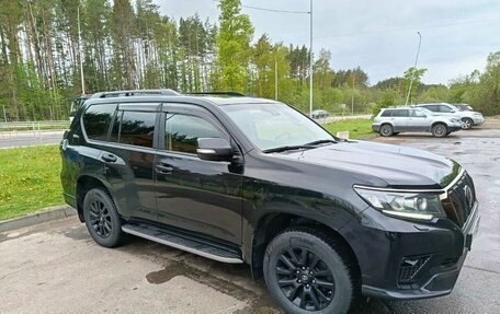 Toyota Land Cruiser Prado 150 рестайлинг 2, 2021 год, 5 200 000 рублей, 12 фотография