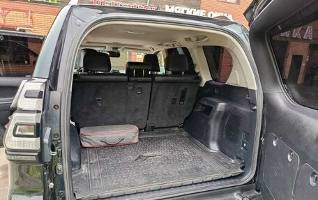 Toyota Land Cruiser Prado 150 рестайлинг 2, 2021 год, 5 200 000 рублей, 7 фотография