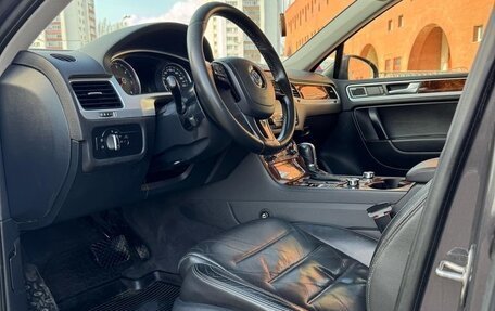 Volkswagen Touareg III, 2011 год, 2 000 000 рублей, 14 фотография