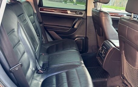 Volkswagen Touareg III, 2011 год, 2 000 000 рублей, 21 фотография