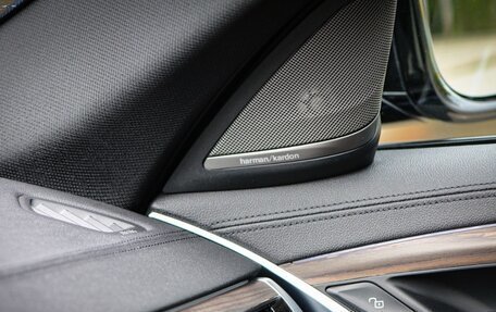 BMW 5 серия, 2018 год, 3 999 000 рублей, 15 фотография