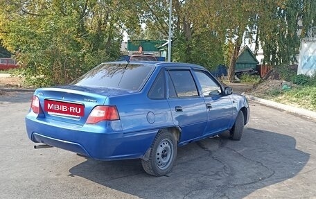 Daewoo Nexia I рестайлинг, 2008 год, 120 000 рублей, 3 фотография