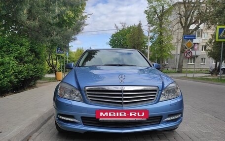 Mercedes-Benz C-Класс, 2010 год, 1 500 000 рублей, 7 фотография