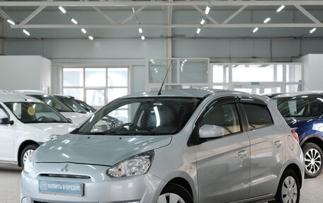 Mitsubishi Mirage VI рестайлинг, 2012 год, 749 000 рублей, 4 фотография