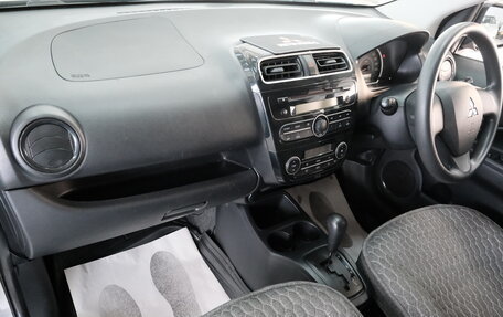 Mitsubishi Mirage VI рестайлинг, 2012 год, 749 000 рублей, 19 фотография