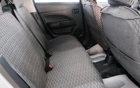 Mitsubishi Mirage VI рестайлинг, 2012 год, 749 000 рублей, 21 фотография