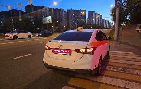 Hyundai Solaris II рестайлинг, 2017 год, 568 252 рублей, 9 фотография