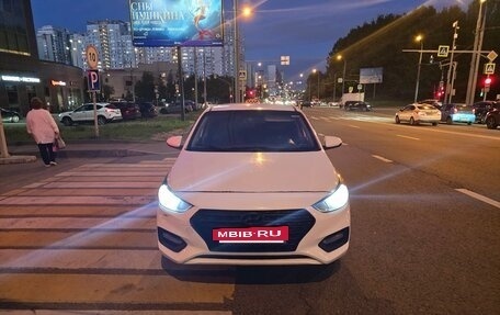 Hyundai Solaris II рестайлинг, 2017 год, 568 252 рублей, 5 фотография