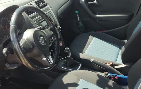Volkswagen Polo VI (EU Market), 2013 год, 950 000 рублей, 13 фотография