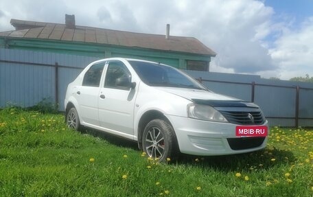 Renault Logan I, 2013 год, 655 000 рублей, 2 фотография
