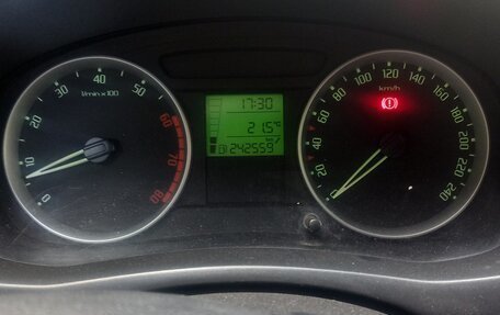 Skoda Fabia II, 2008 год, 550 000 рублей, 11 фотография