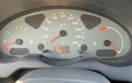 Nissan Micra II, 2001 год, 125 000 рублей, 7 фотография