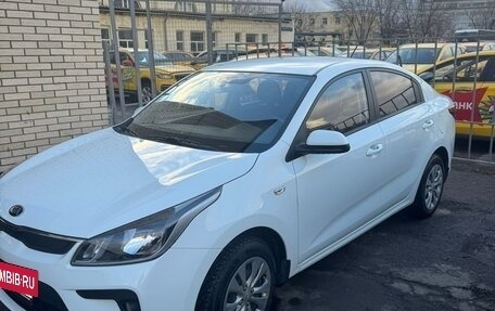 KIA Rio IV, 2018 год, 1 449 000 рублей, 2 фотография