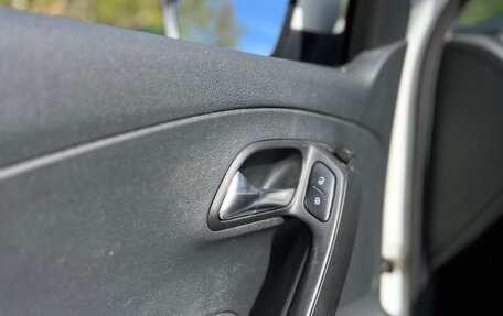 Volkswagen Polo VI (EU Market), 2017 год, 1 000 000 рублей, 11 фотография