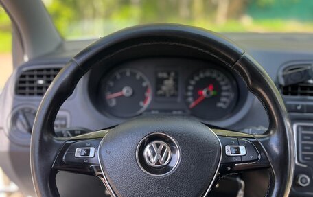 Volkswagen Polo VI (EU Market), 2017 год, 1 000 000 рублей, 20 фотография